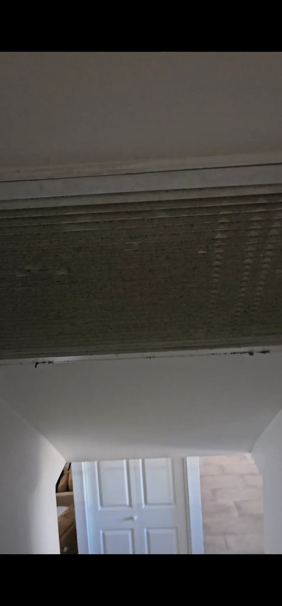 Dirty air vent before cleaning